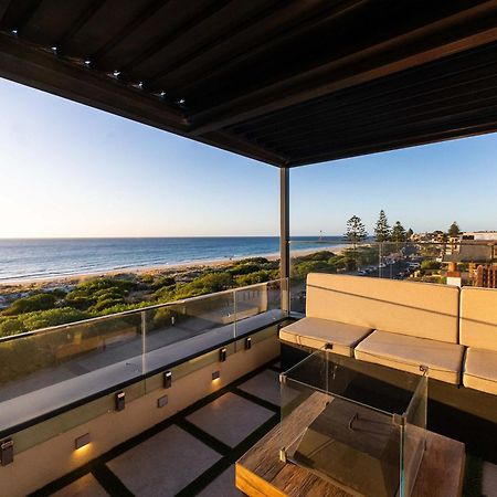 Ocean View Villa With Pool Spa & Cinema Brighton Exterior photo